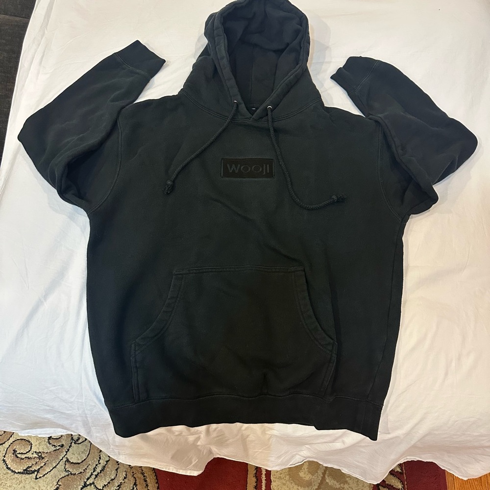 WOOJI Black UNISEX Hoodie Sweater size M in excellent condition
